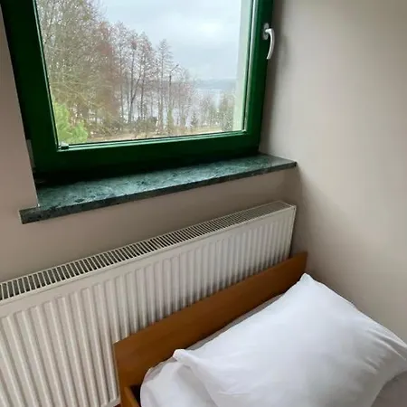 Na Cyplu *